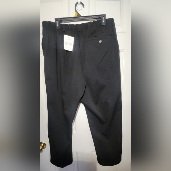 Elegant Black Dress Pants - Picture 2 of 6